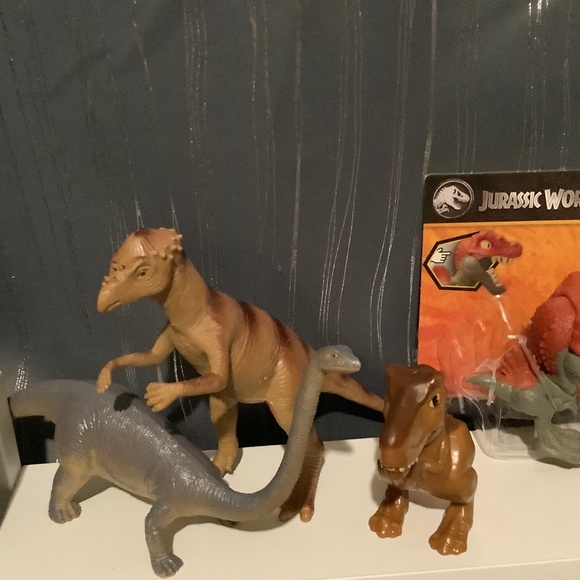 Dinosaur lot - Picture 4 of 4